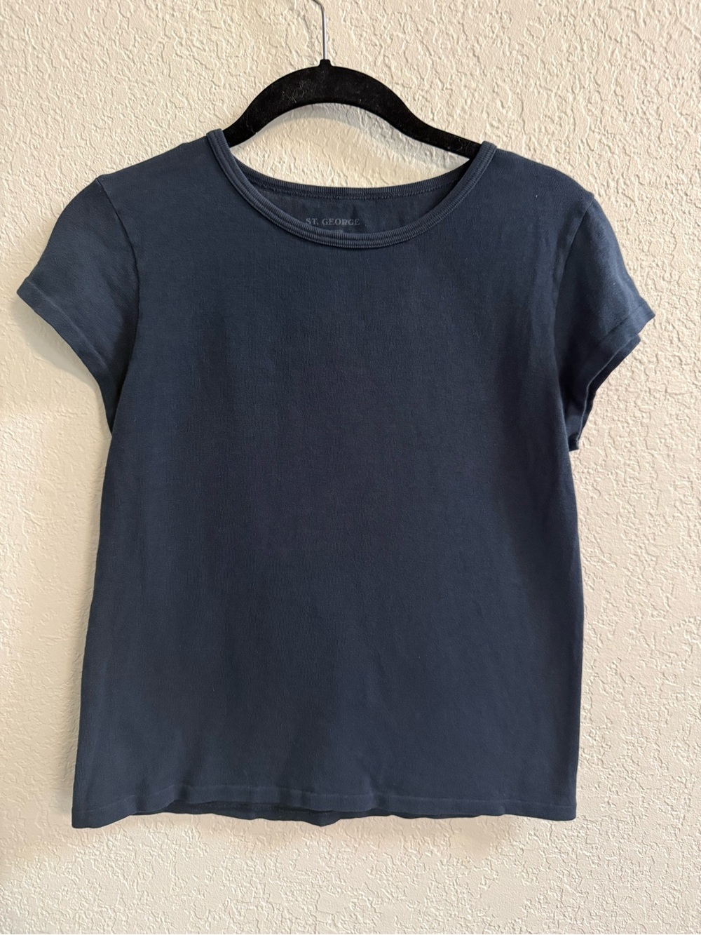 St. George from Brandy Melville Navy Blue Short Sleeve Crewneck Tee